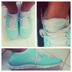 hehe my package came :) #nike #free #3.0!!👟