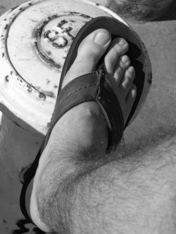paulsbunion:  Your foot looks mighty good in that sandal…but it would look better hanging off my bed. Wanna play?