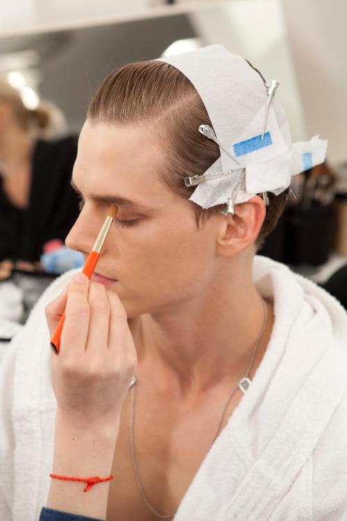 MFW | Johannes Niermann at Gucci Spring/Summer 2013 Backstage