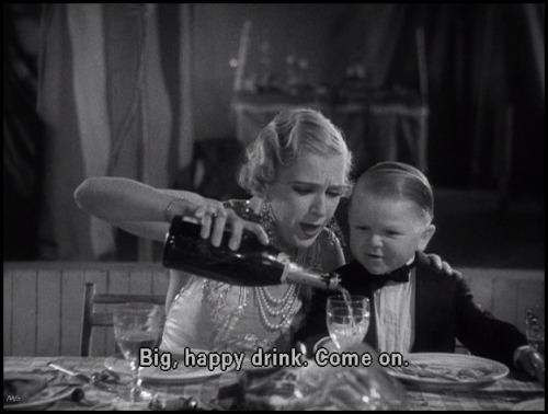 Olga Baclanova pours it on - “Freaks” (1932)