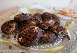 gastrogirl:  chocolate chunk peanut butter swirl cookies. 