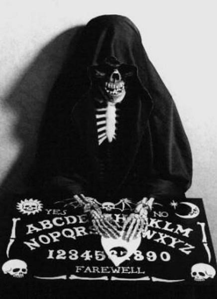 wellofshadows:  Posted by The Blyssful Witch on Facebook, and I just felt like it needed to be on our blog! 