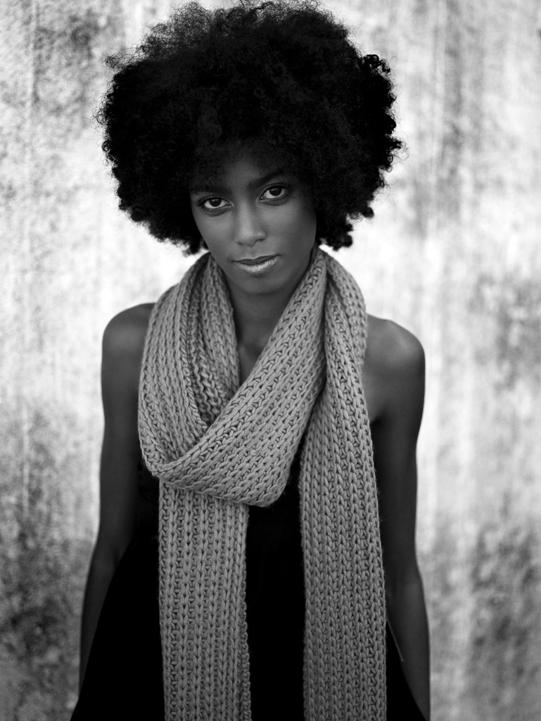 awesomechicks:  Unidentified Model