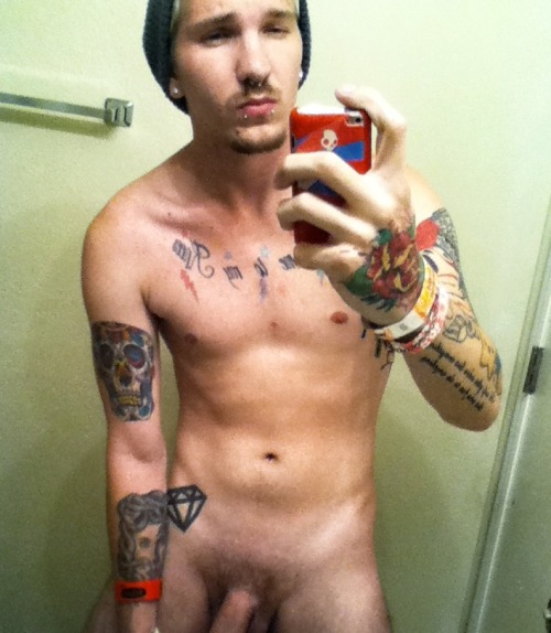 troyisnaked:  seriously hot follower submission . xxx
