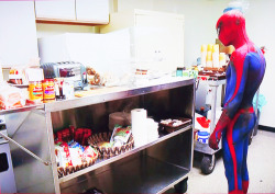 littleredshorts:  mjwatson:   Andrew Garfield offset dressed as Spider Man  WHY ARE YOU THE WAY YOU ARE  I would do the same thing. Only I’d wander into public and just fuck around with people. You know, go to Starbucks. Target. Build-A-Bear. It’d