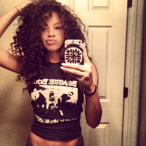 therealbaddies-blog: Alexis   Instagram: alexisjordanofficial
