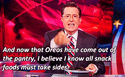 nothing-rhymes-with-ianto:  stephencolberts: Stephen Colbert on Oreo’s “Gay” Cookie Agenda  HOW DID HE DO THIS AND KEEP A STRAIGHT FACE THE WHOLE TIME. I LOST IT AT ‘LICKING THEIR CREAM OFF’. 