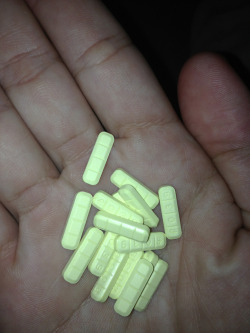 ishotthedevil:  I got that xanax shit fuck yeah! Time to get fucking sedated as fuck. 