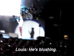 horansholiday:  And all the awards goes to you Liam Payne x 