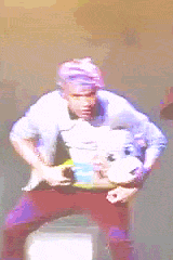thorland-deactivated20120921:  Niall playing with a baby thing yesterday x 