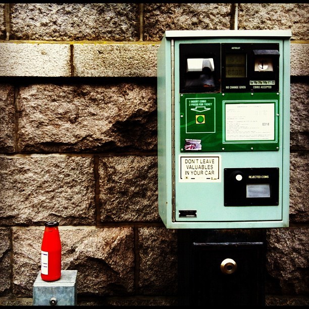 Parking Meters and Pasta Sauces. #abstracters_anonymous #red #colours #granitecity #instamoments #webstagram #minimal #pasta #foodporn #picoftheday #ig_scotland #aberdeen #trendstagram #instaart #ig_art #instacool #gf_daily #abstract #hashtag...