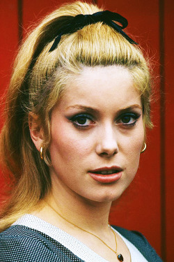 vintagesonia:  Catherine Deneuve 