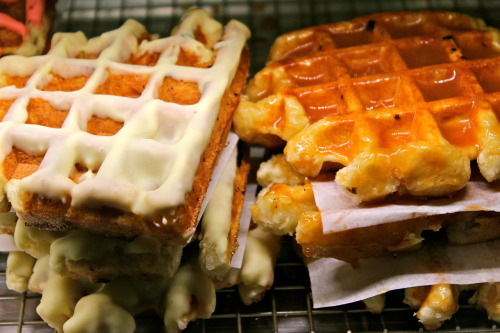 heathersthings:  Caffe Bene’s Waffles  