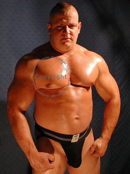 gaychubbyporn:  Roger Baptist - Rummelsnuff 