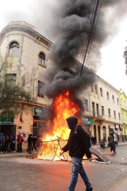 Lucas-Veg:  Fin De La Marcha Por La Educación. 28 De Junio. Valparaiso 