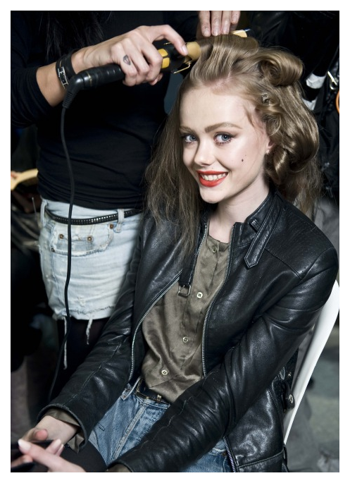 skinnyandtallmodels:  Frida GustavssonBackstage 