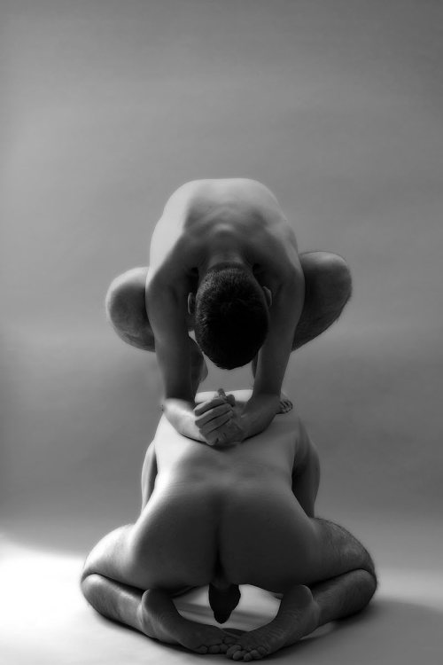 bigggggggggggg:  www.bigggggggggggg.tumblr.com 