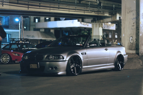 automotivated:  crash—test:  Lowballers x Lowered Congress Meet (by Evoked Photography)