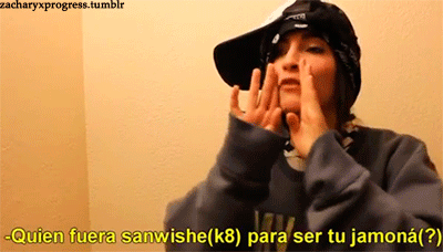 sonrisas~serias