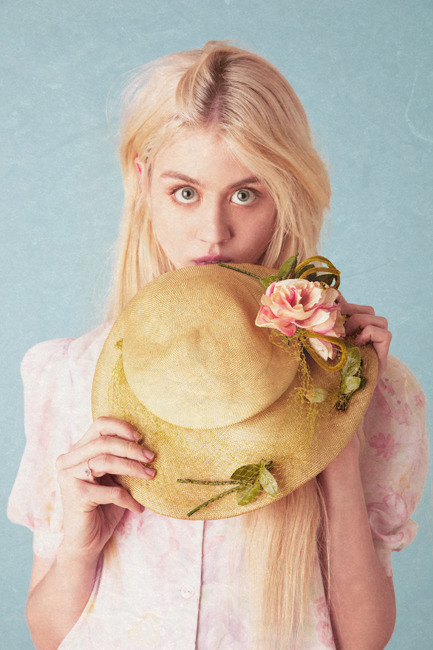 uriahszipline:  Allison Harvard or Emma Harvard? I don’t know who they are so I