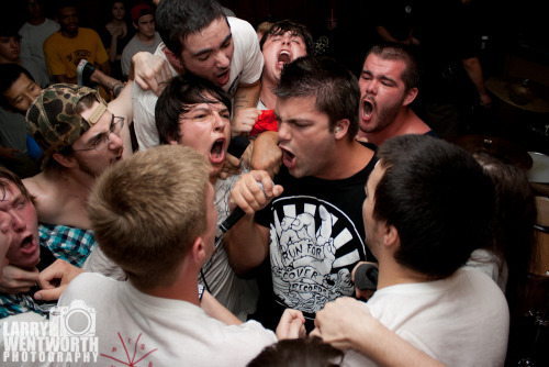 larrywentworthphotography:  Check out a preview of Turnover from tonights show at The Democracy Center in Cambridge, MA!  