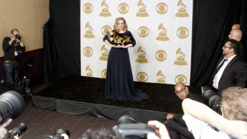 foreveradele101:  That’s how adele will be holding her baby