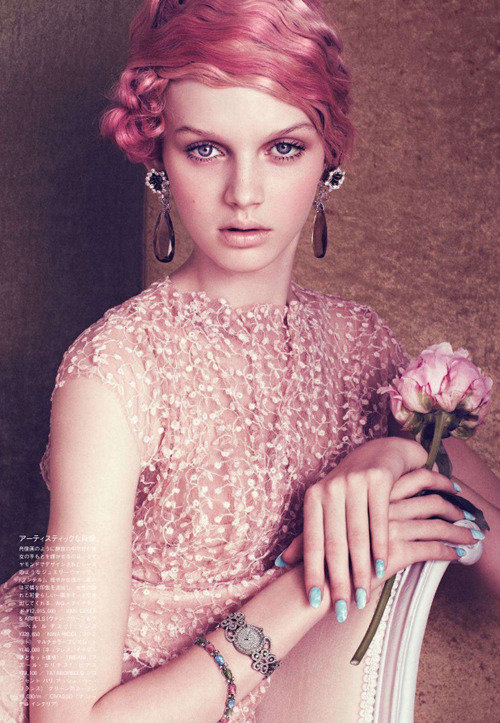 aintyourforte:  Lenka Varvarova | Elena Rendina | Vogue Japan August 2012 | The Pleasure