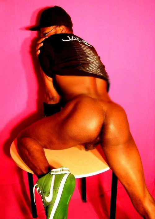 belascocomix:  skyylerhouse:  copyright-skyylerphoto  Love this photo….!!!