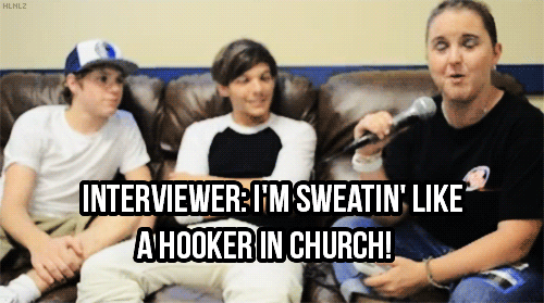  Louis and Niall’s reaction is priceless x 