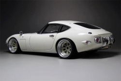 theblackworkshop:  Toyota 2000GT 