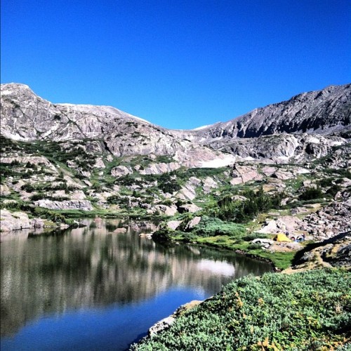 Hiked McCullough Gulch in Breckenridge and came across this spirit campsite. @polerstuff #campvibes 