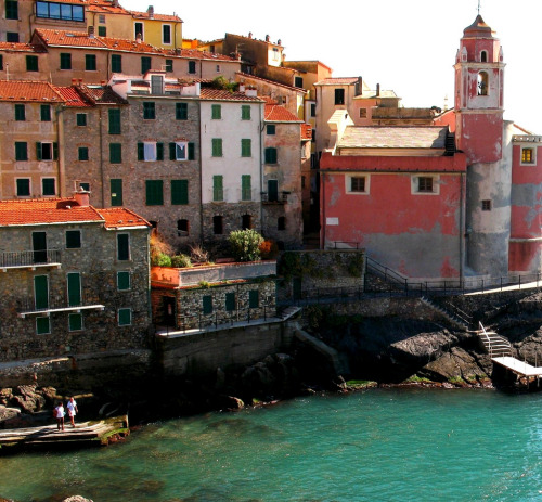 travelingcolors: Tellaro, Liguria | Italy (by antonella.mannini&amp;gianni.borghi)