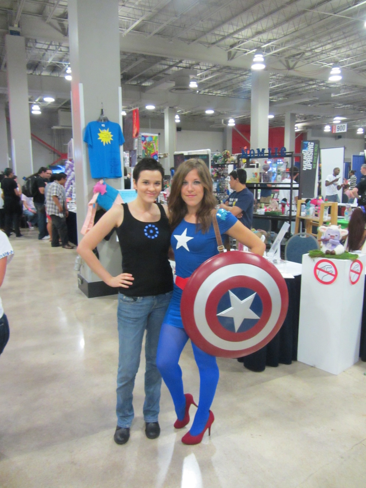 tastyrepulsorboots:  Natasha Stark Goes to FSC  Eeeee such a cutie patootie Natasha