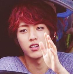 zeloaf-blog:  Lee Sungyeol with red hair. ｡◕‿◕｡✿ 