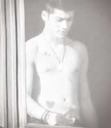 970929970913:  Zayn + tattoos 