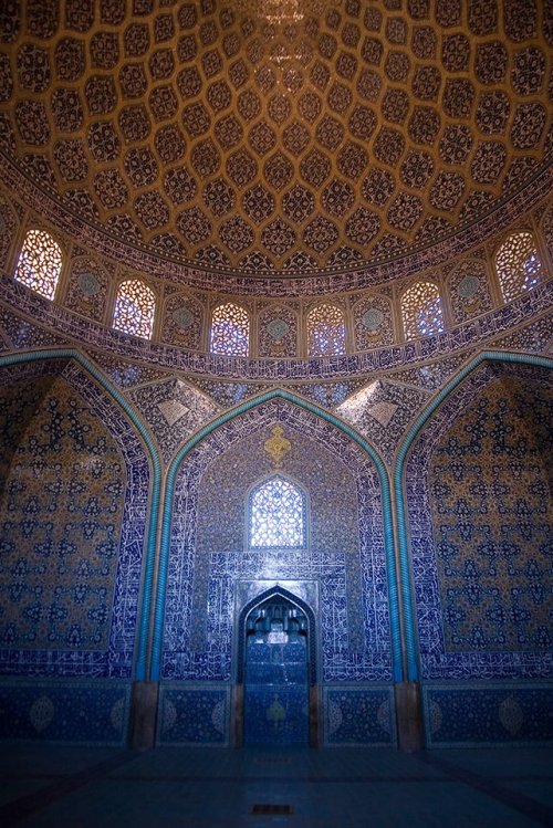 Dome of Sheikh Lotf Allah Mosque in Isfahan, Iran (1603-1618)Shaykh Bahai