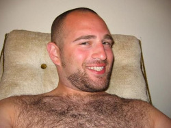 hairyfaces:Cheeky smile  cutie