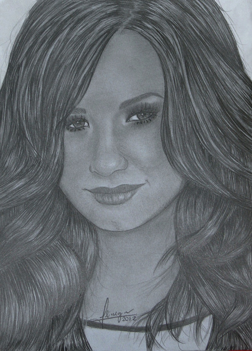  Desenho da Demi Lovato  Quem gostar rebloga …. Mais desenhos aqui 