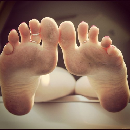sassafraspedi:Dirty Bare Soles