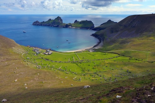 travelingcolors:Village Bay, Hirta, St. Kilda | Scotland (by Tim Riches)