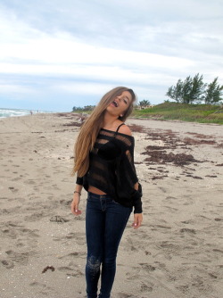 vantheuniverse:  w-h-o-re-i-z-o-n 