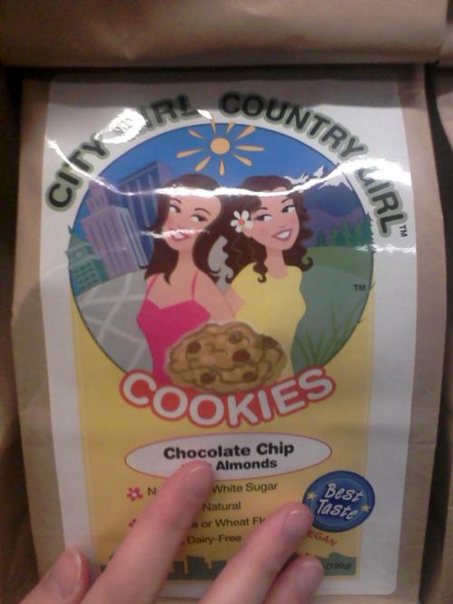 dinosaurparfait:Guys i found my new ship…cookies found at Whole Foods..They are my OTP (One true pas