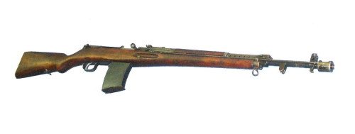 learnosaurusrex:  The Soviet AVS-36 and the SVT-40 battle rifles, chambered in 7.62X54R. The former is notable for being fully automatic and nigh uncontrollable even with a muzzle brake. The latter was widely more manufactured and semi-automatic, but