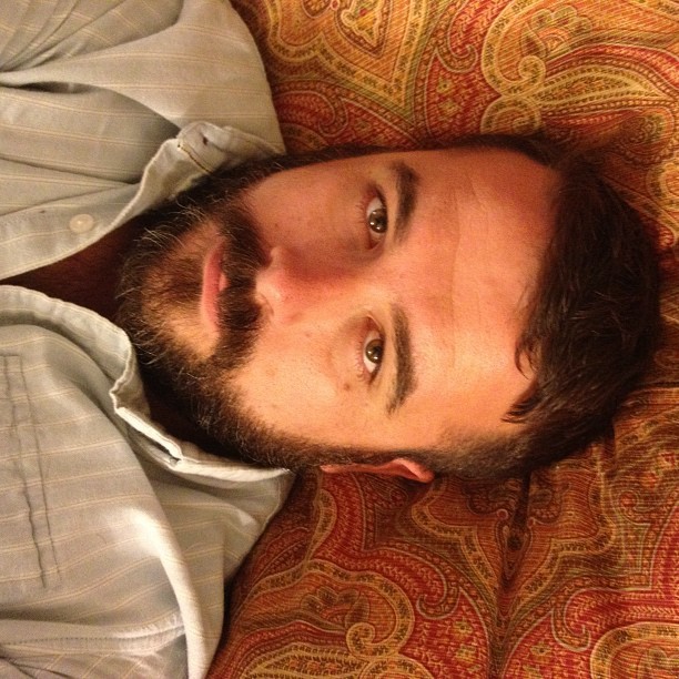 nikroybal:  too cute! cute bearded men are hot!  blamglamzap:  sissboombah:  Experiencing