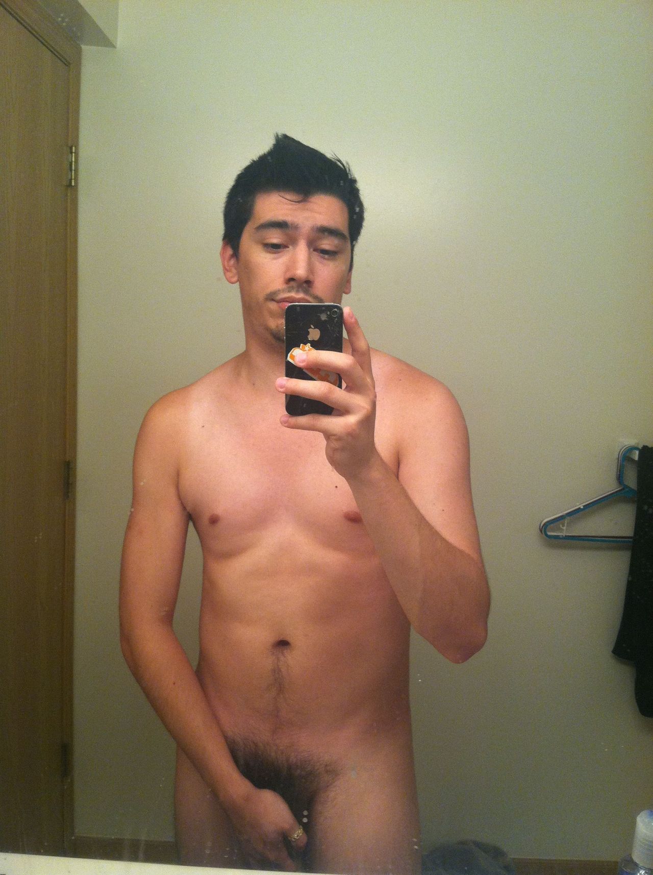 capsice:  Super, todd put this as your background now? I actually prefer the one