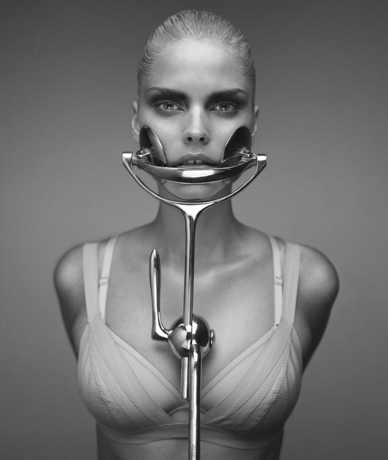 strangelycompelling:  Photographer Jesús Alonso SC | SC on Facebook 