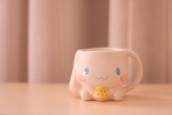 I used to have this cup!! lkfhjalGSsljghs