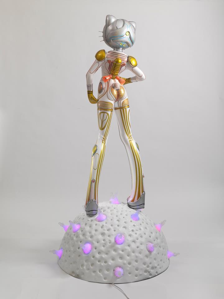 shinsou-hound:  Statue made out of fiberglass, silicone, LEDs &amp; optic fiber. 7