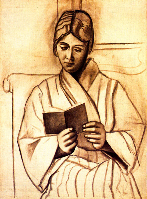 theplumtree:Picasso, “Woman Reading (Olga)”, 1920