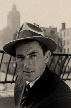 gregorypecks-deactivated2014032:  Gregory Peck, photographed 1947 